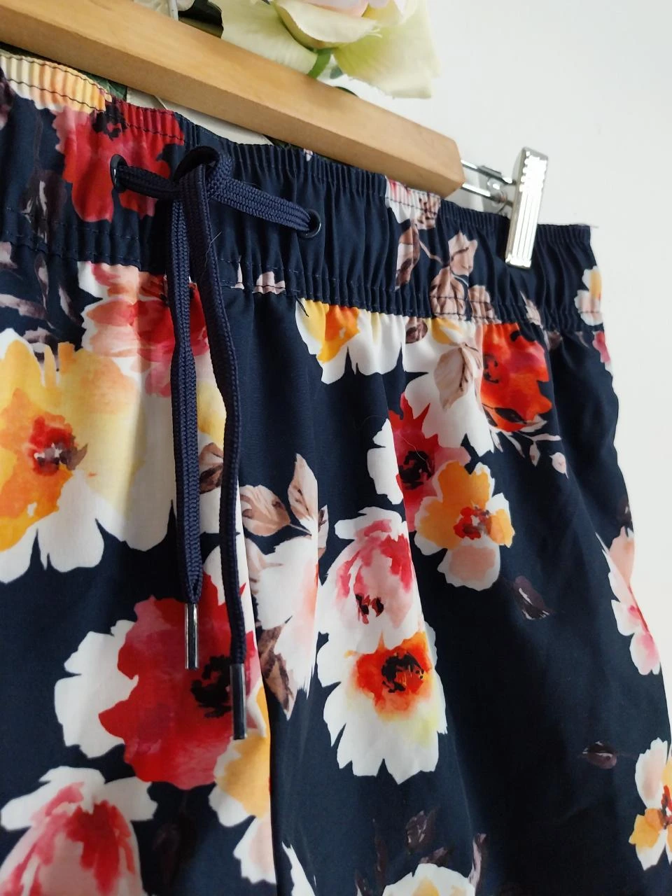 Bañador azul marino con flores talla elástica C&A Talla 40 – photo 3